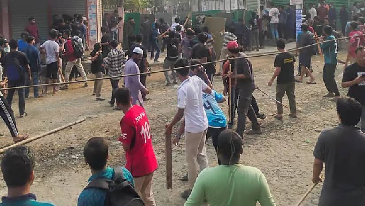 কুয়েটে শিক্ষার্থীদের ওপর হামলা: বিএনপি-যুবদলের ৪ নেতা গ্রেপ্তার